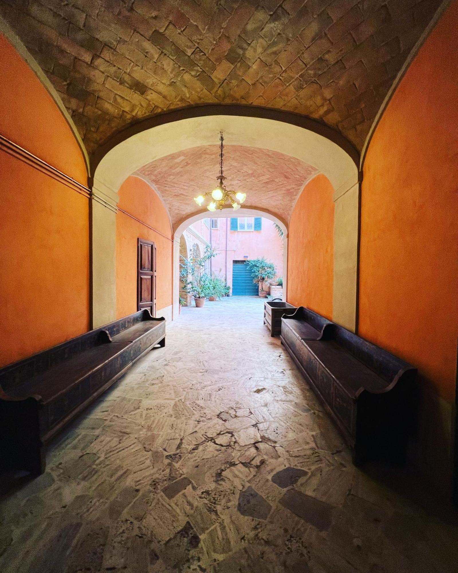 B&B Letterario Palazzo Pistocchi Teramo Bagian luar foto