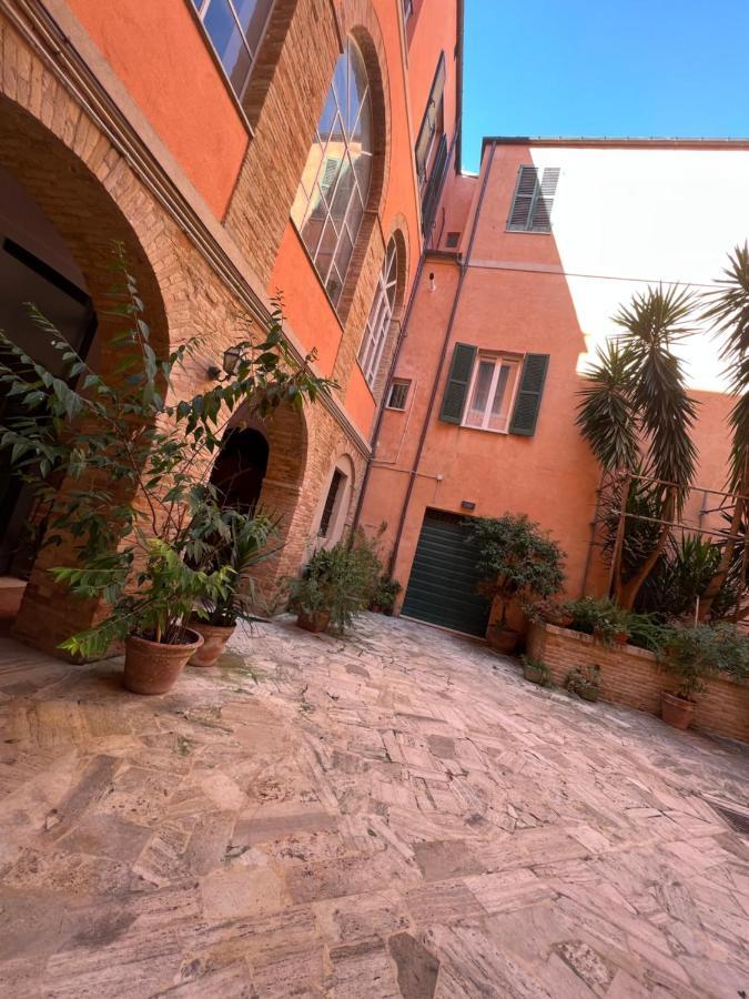 B&B Letterario Palazzo Pistocchi Teramo Bagian luar foto